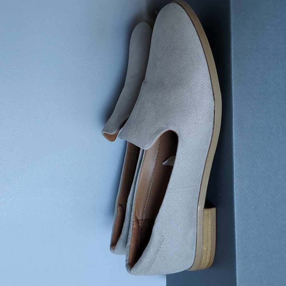 Universal Thread Loafers